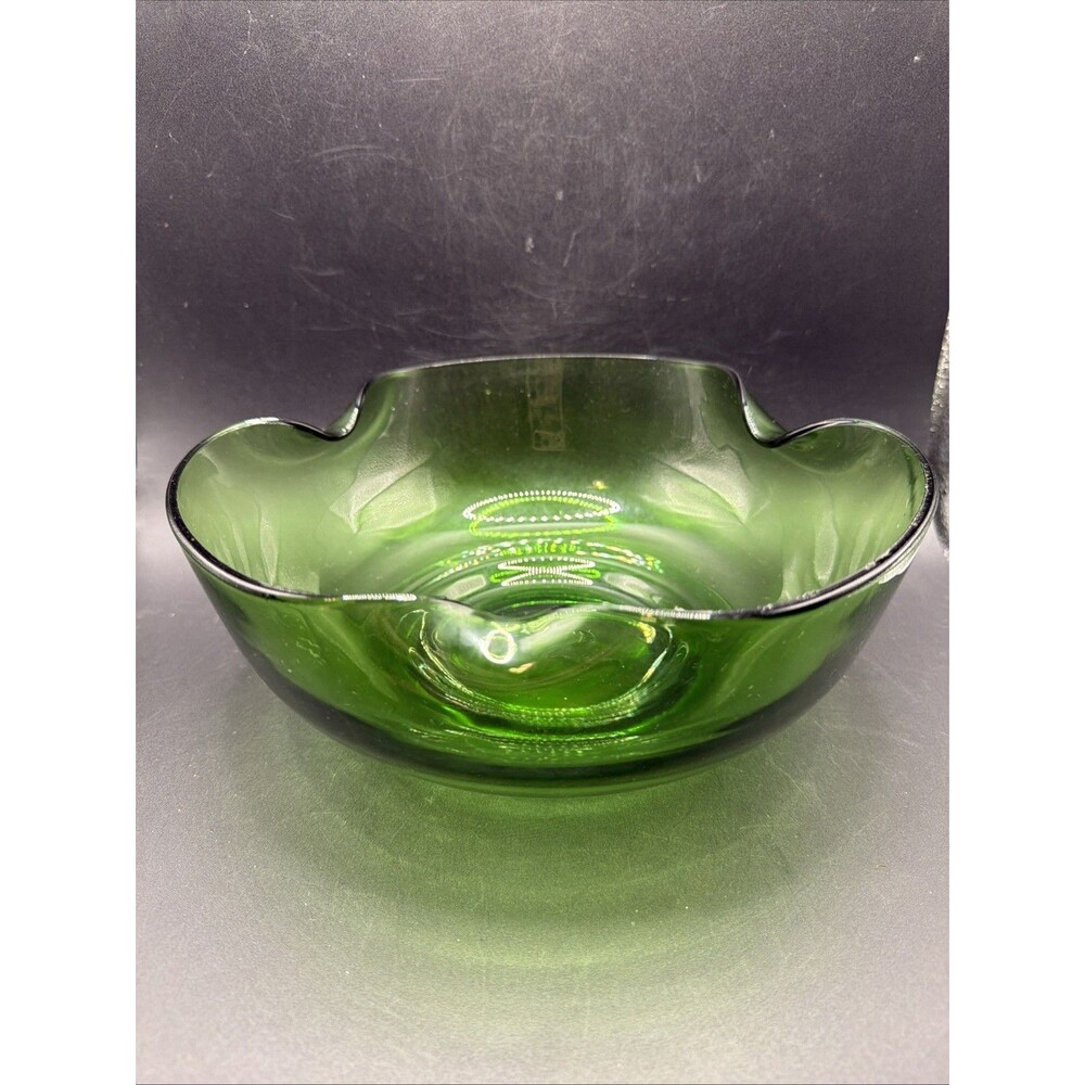 Vintage Anchor Hocking Green Pinched MCM Avocado Dip Bowl 9.5” X 4” 1970’s